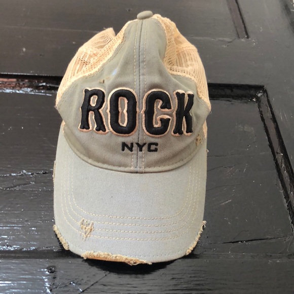 Hat - Picture 1 of 1